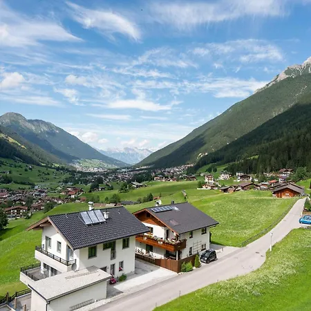 In Neustift Near Lift, Cleaning Included Lejlighed