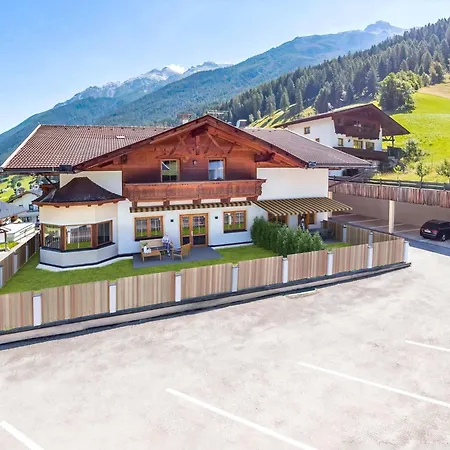 아파트 In Neustift Near Lift, Cleaning Included